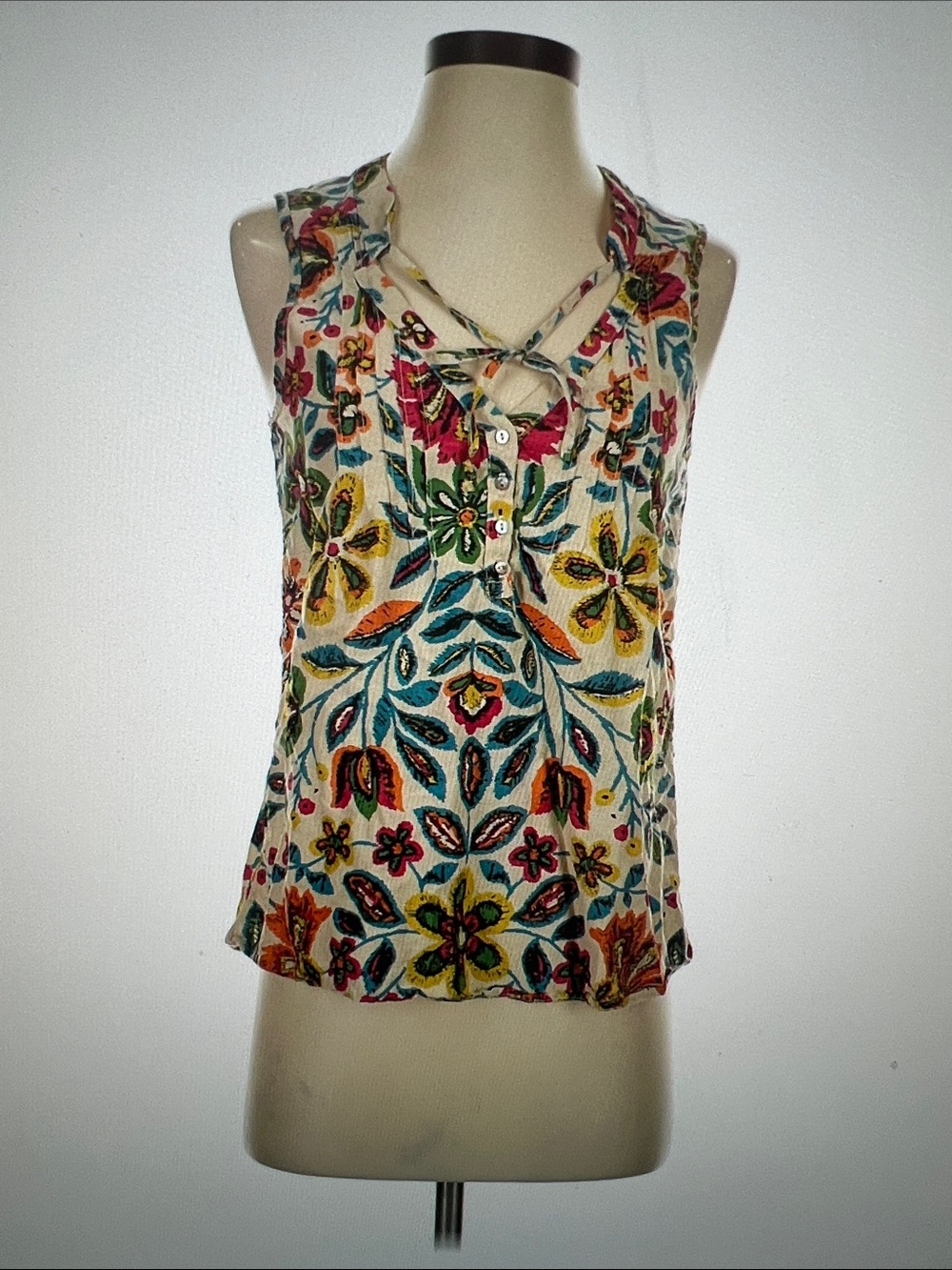 Sleeveless Embroidered Floral V-Neck Top - Multicolor